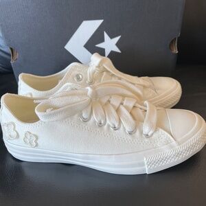 NIB - Converse CTAS 3D Floral Ox Women's Sneakers